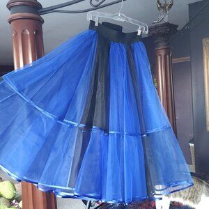 GOTH WEDDING ANKLE LENGTH VERY FULL BLUE AND BLACK TULLE SKIRT 1X 2X NWOT